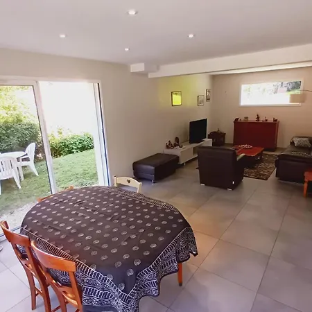 15mn Grenoble-30mn Vercors Wifi Gratuit-6personnes Vue Vercors Holiday home Fontanil-Cornillon